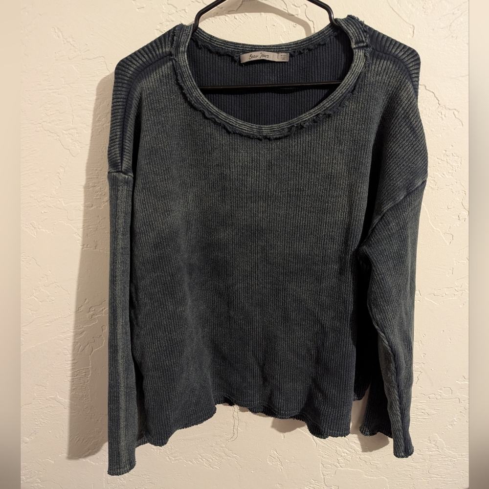 Beau Jours upscale distressed shirt In Dark Gray/Black | L